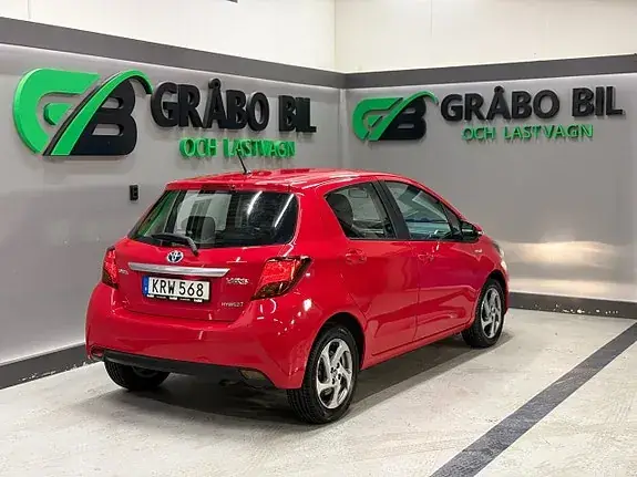 Toyota Yaris 2015 photo 5