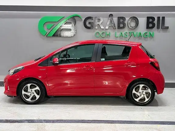 Toyota Yaris 2015 photo 2