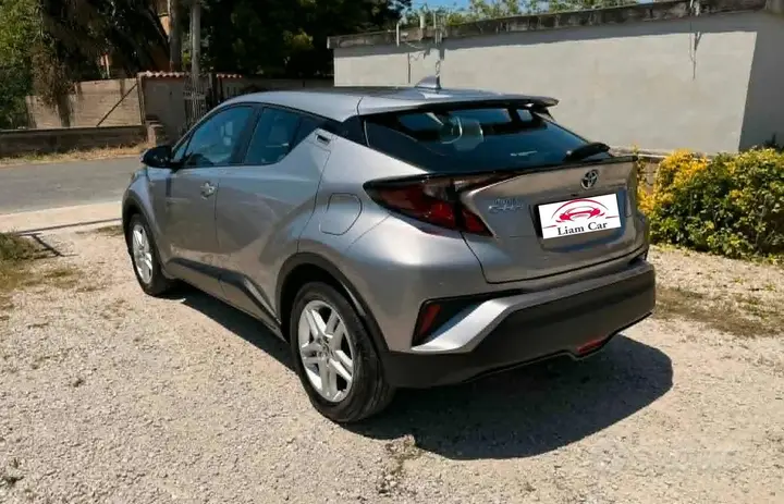 Toyota C-Hr 2022 photo 3