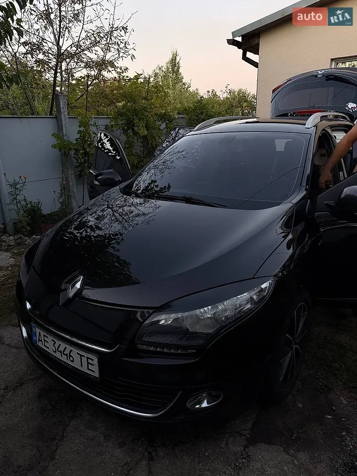 Renault Megane 2012 photo 2
