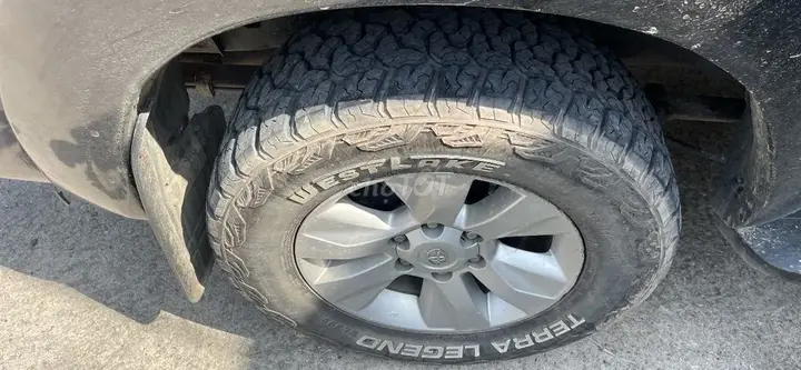 Toyota Hilux 2010 photo 2