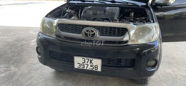 Toyota Hilux 2010 photo 4