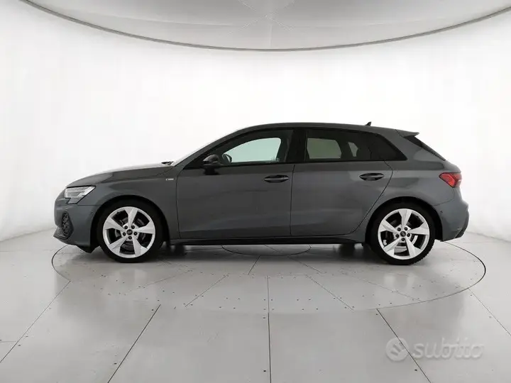 Audi A3 Sportback 2025 photo 3