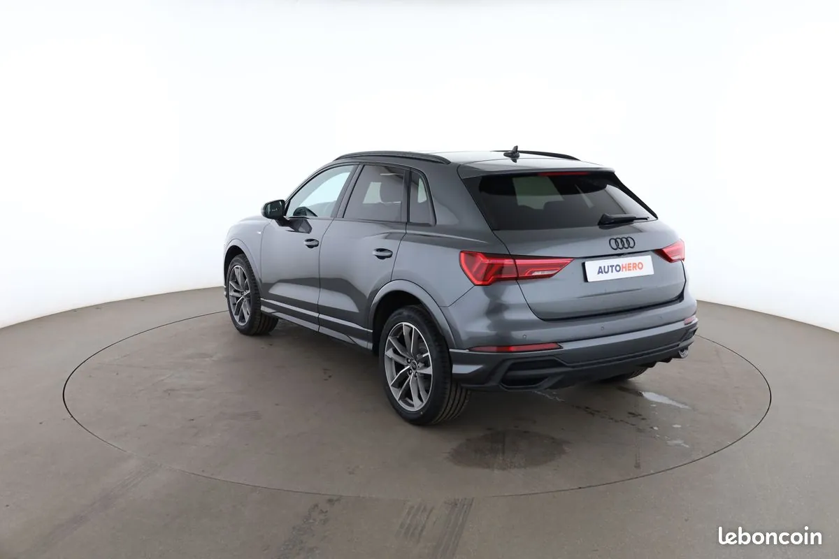 Audi Q3 2024 photo 2