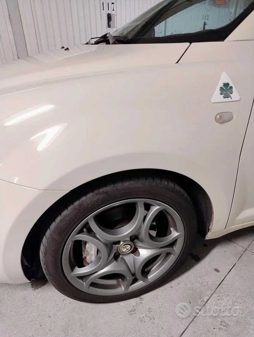 Alfa Romeo Mito 2010 photo 4