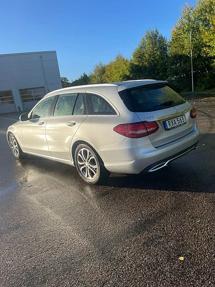 Mercedes-Benz 220 D 2015 photo 3