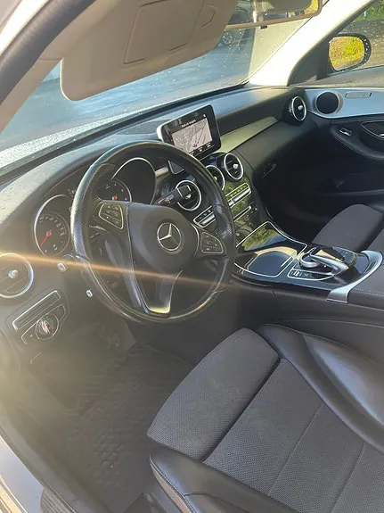 Mercedes-Benz 220 D 2015 photo 2