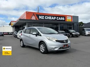 Nissan Note 2014 photo 2