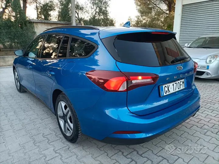 Ford Focus 2022 photo 5