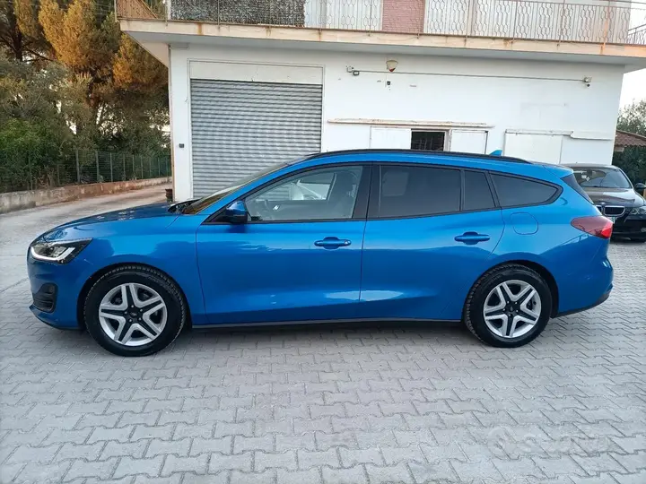 Ford Focus 2022 photo 4