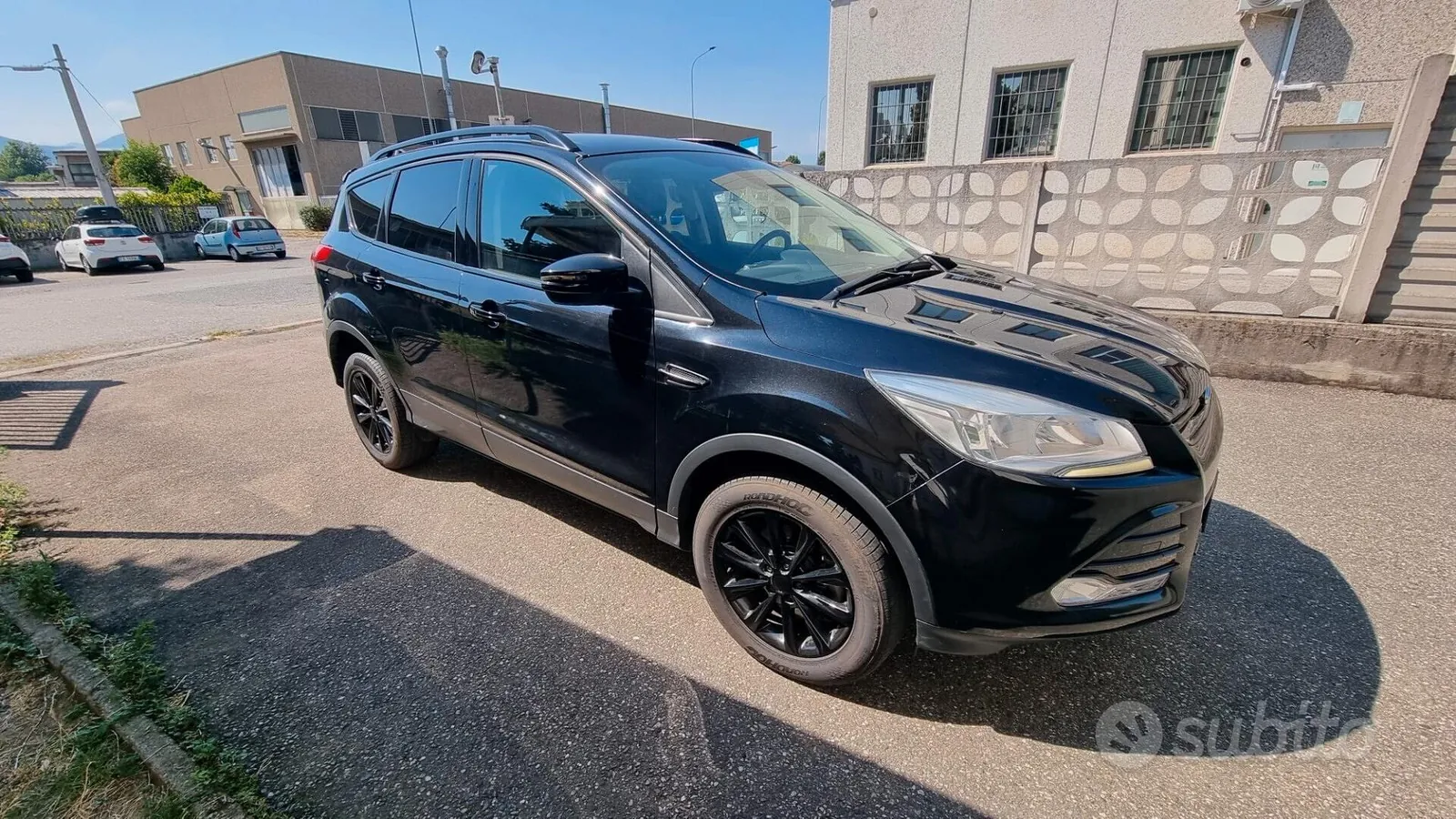 Ford Kuga 2015 photo 2