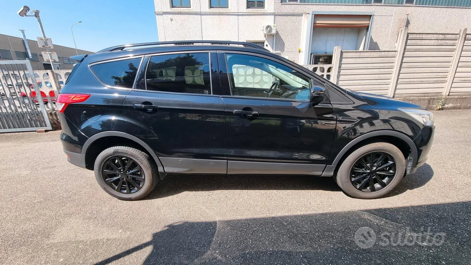 Ford Kuga 2015 photo 3