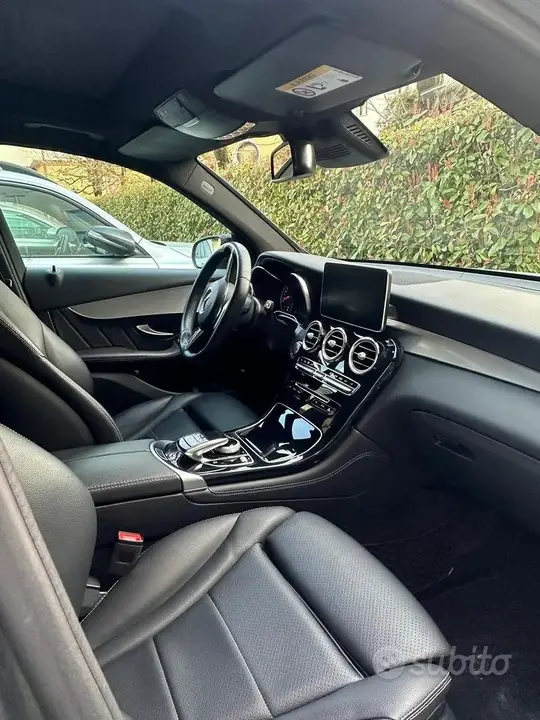 Mercedes-Benz Glc 2018 photo 3