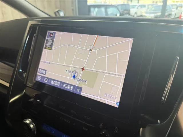 Toyota Alphard 2020 photo 4