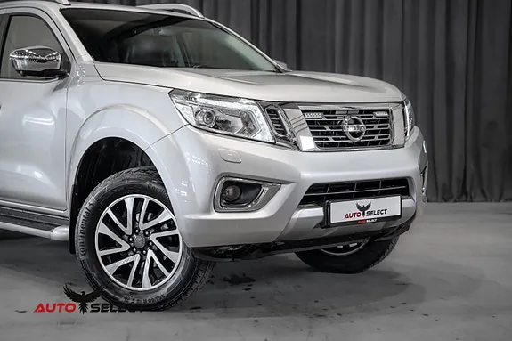 Nissan Navara 2018 photo 2