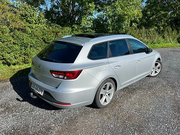 Seat Leon 2014 photo 4