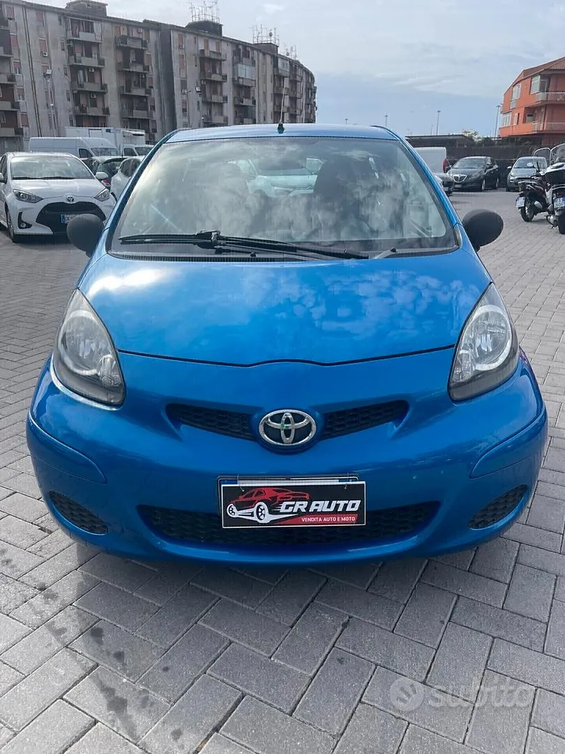 Toyota Aygo 2011 photo 2