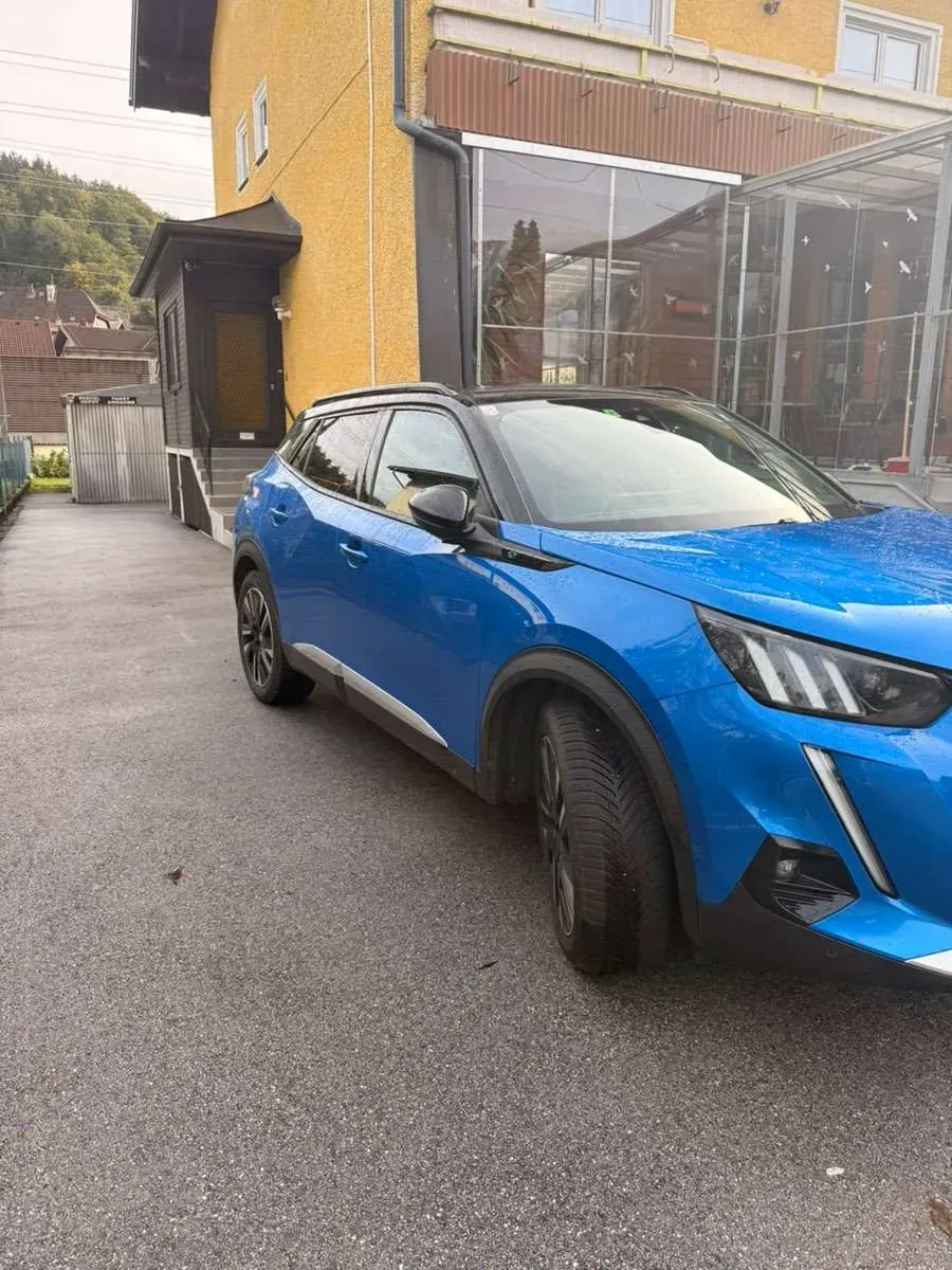 Peugeot 2008 2020 photo 2