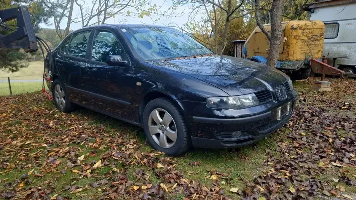 Seat Toledo 1999 photo 2