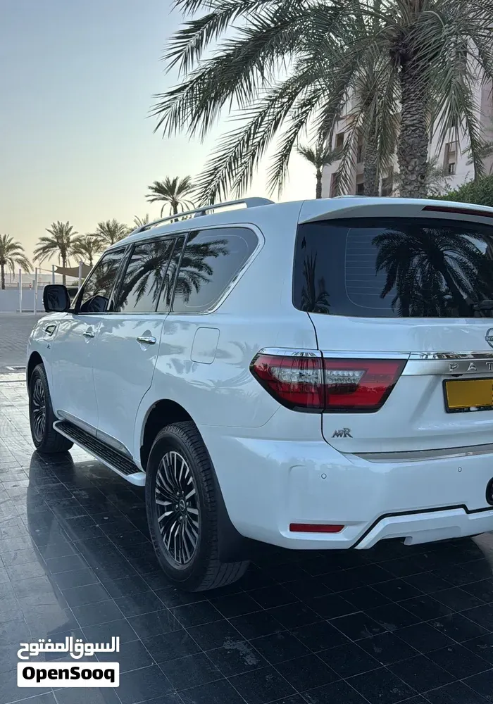 Nissan Patrol 2024 photo 4