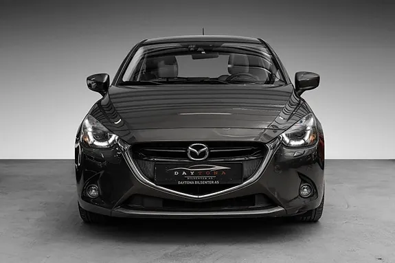 Mazda 2 2015 photo 5
