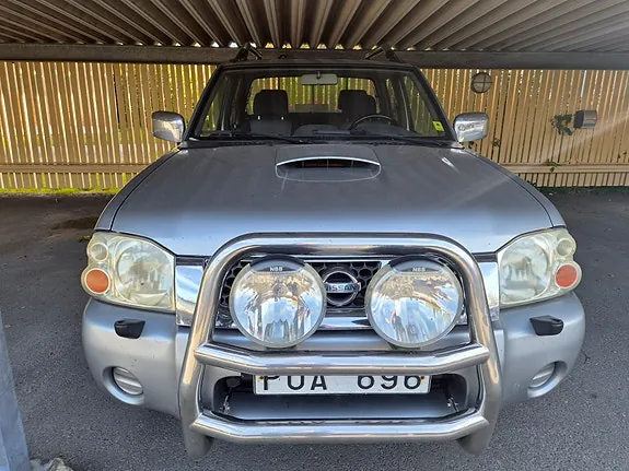 Nissan Navara 2003 photo 3