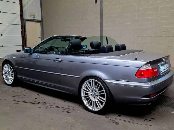 BMW 320 2004 photo 4