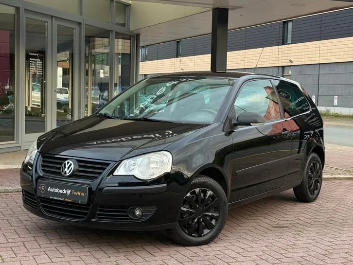 Volkswagen Polo 2007 photo 2