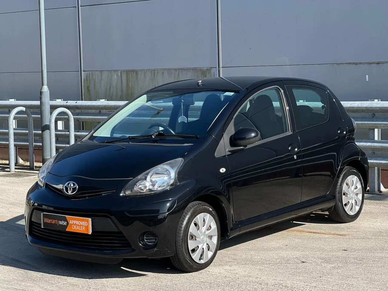 Toyota Aygo 2012 photo 2