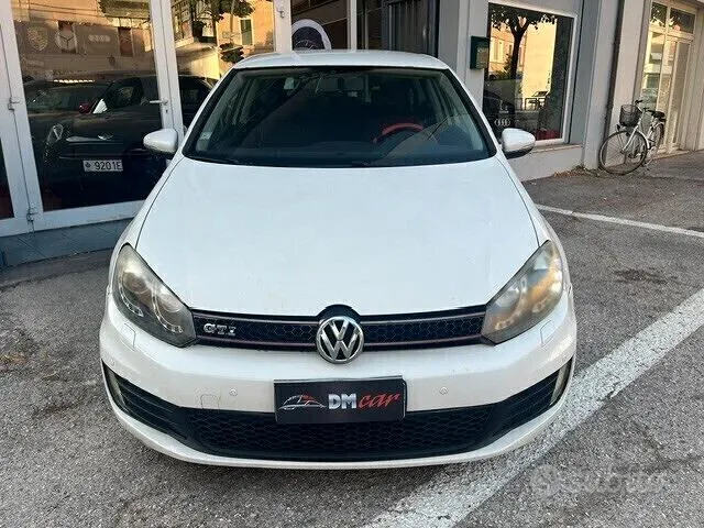 Volkswagen Golf 2009 photo 2