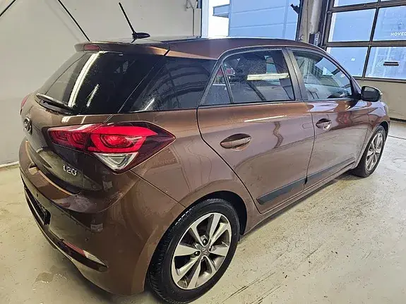 Hyundai I20 2015 photo 4