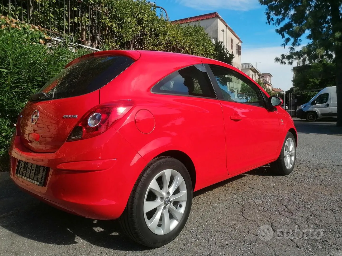 Opel Corsa 2013 photo 2