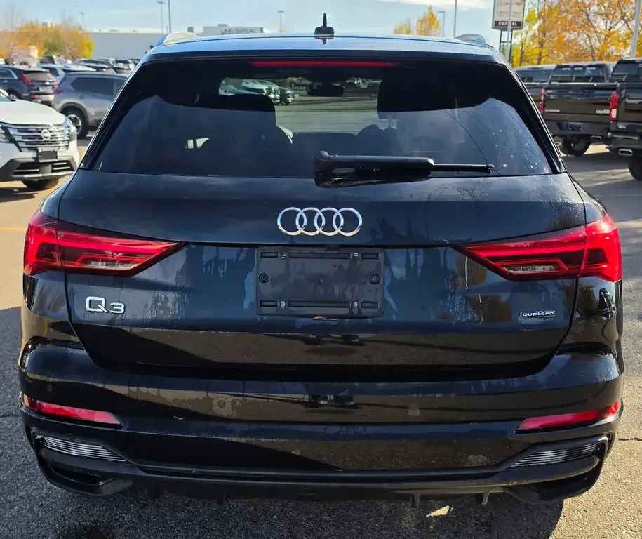 Audi Q3 2025 photo 4