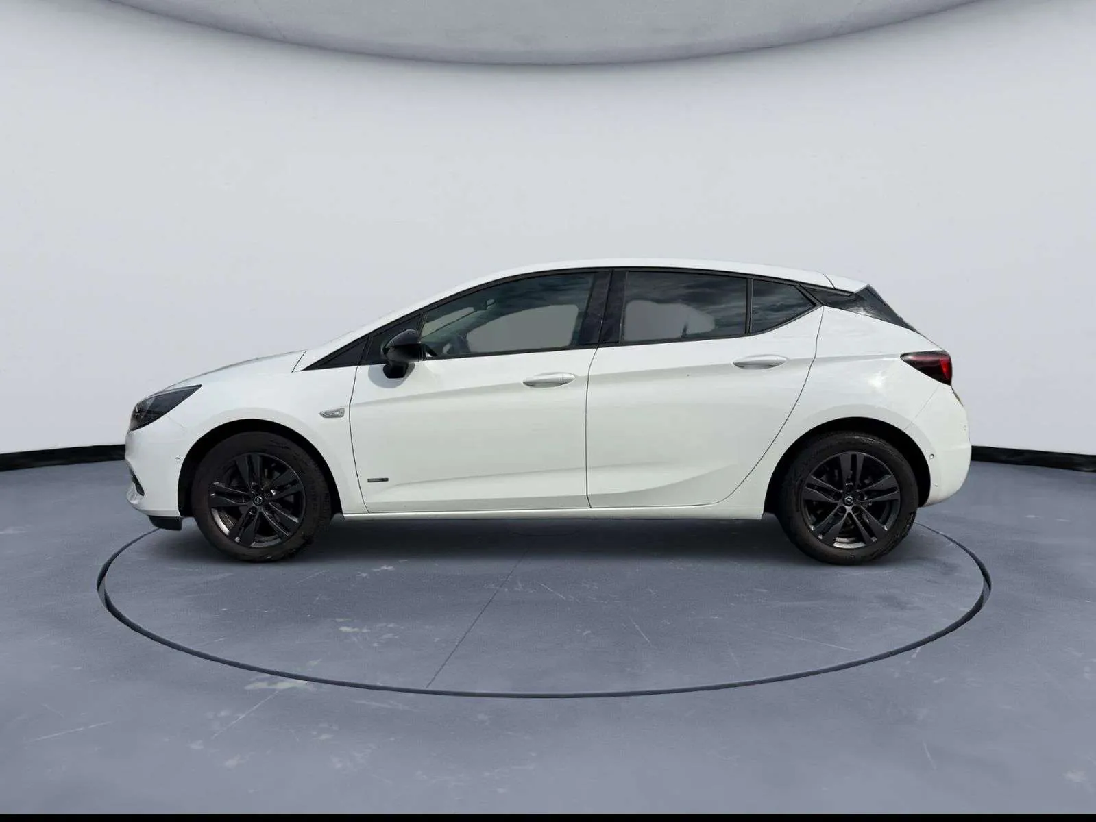 Opel Astra 2021 photo 2