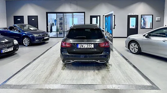 Mercedes-Benz C300 2021 photo 3