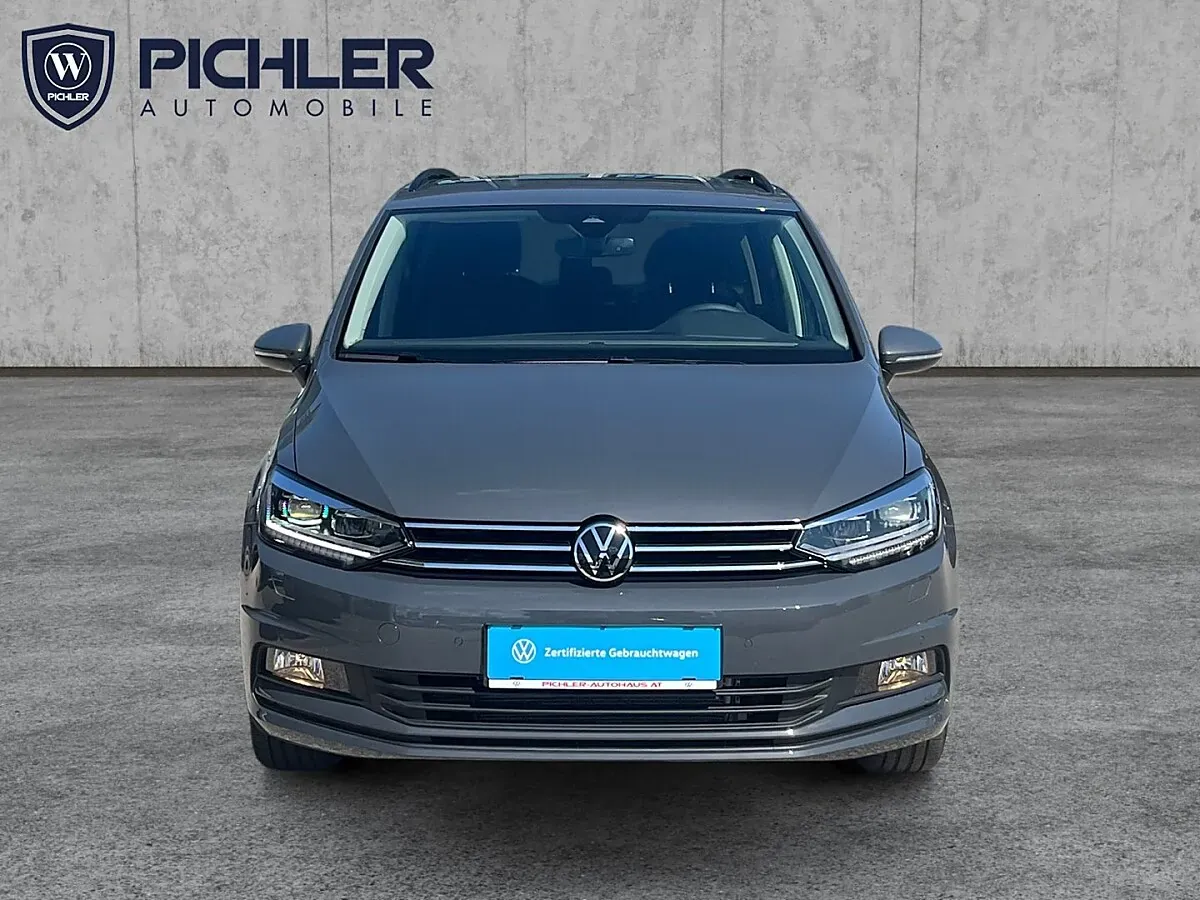 Volkswagen Touran 2026 photo 2