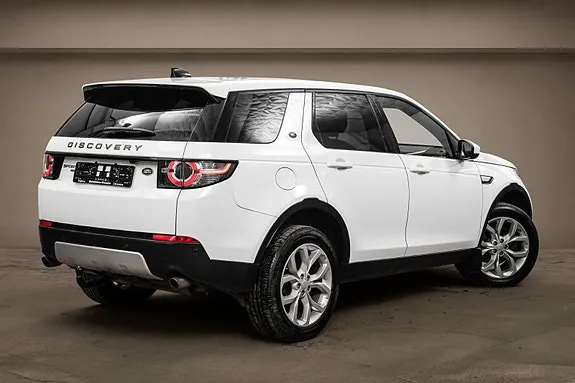 Land Rover Discovery Sport 2018 photo 2