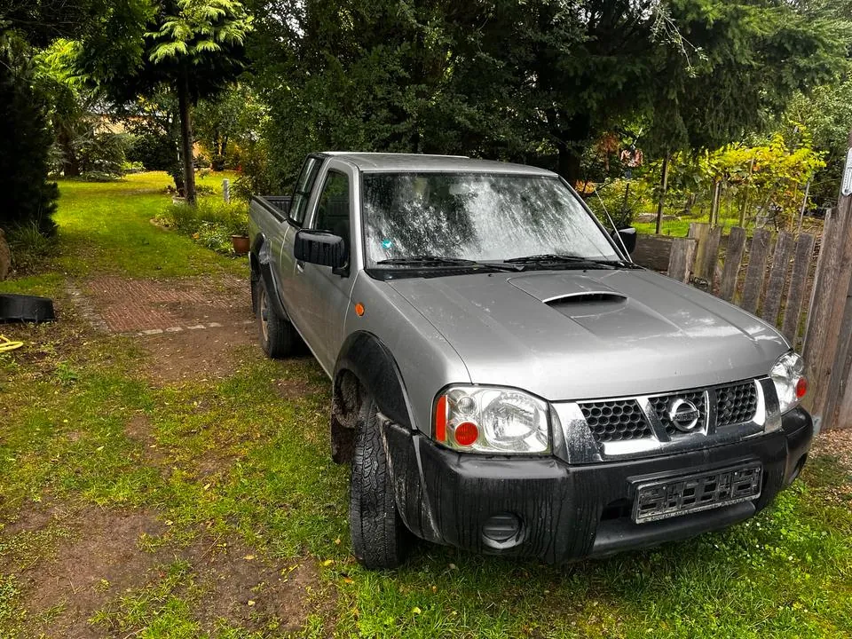 Nissan King Cab 4X4