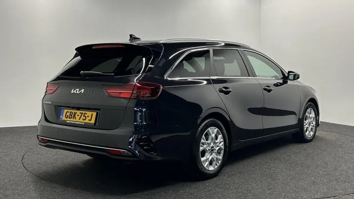 Kia Ceed Sportswagon 2024 photo 2