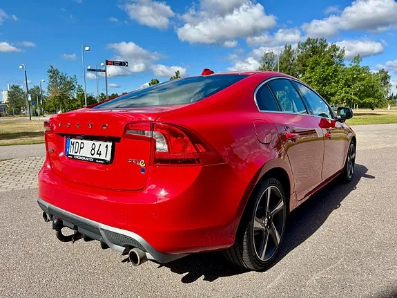 Volvo S60 2012 photo 4