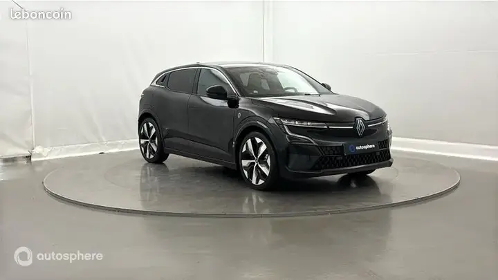 Renault Megane 2023 photo 3
