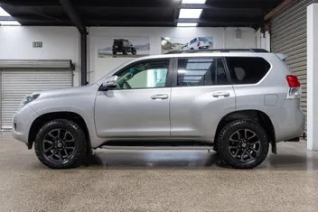 Toyota Land Cruiser Prado 2012 photo 4