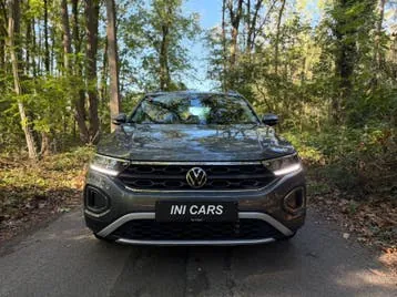 Volkswagen T-Roc 2022 photo 2