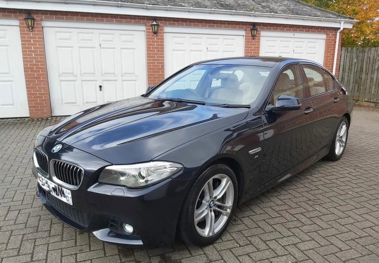 BMW 5 Series 2015 photo 5