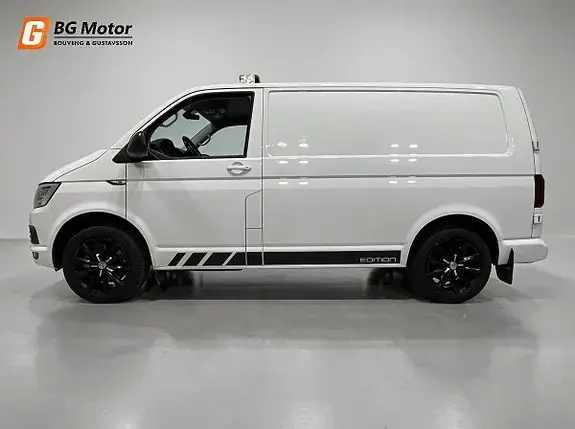 Volkswagen Transporter 2018 photo 2
