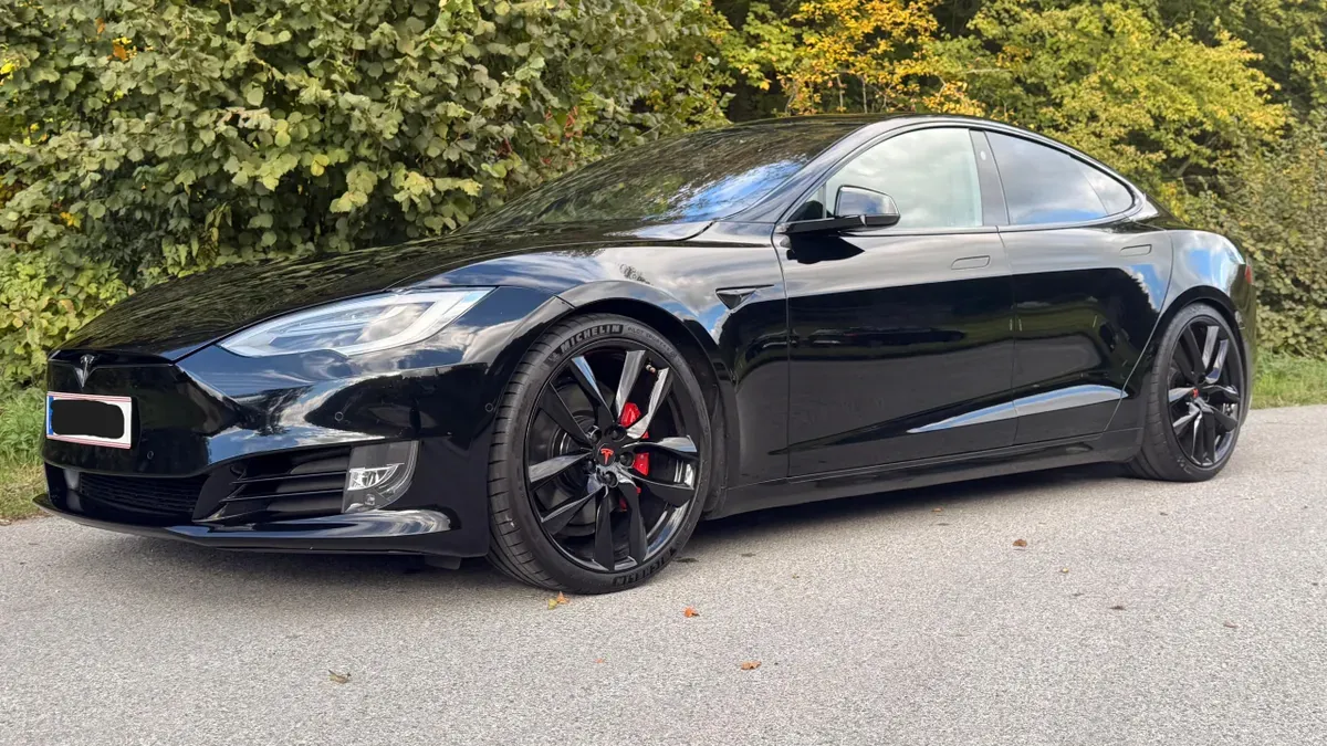 Tesla Model S