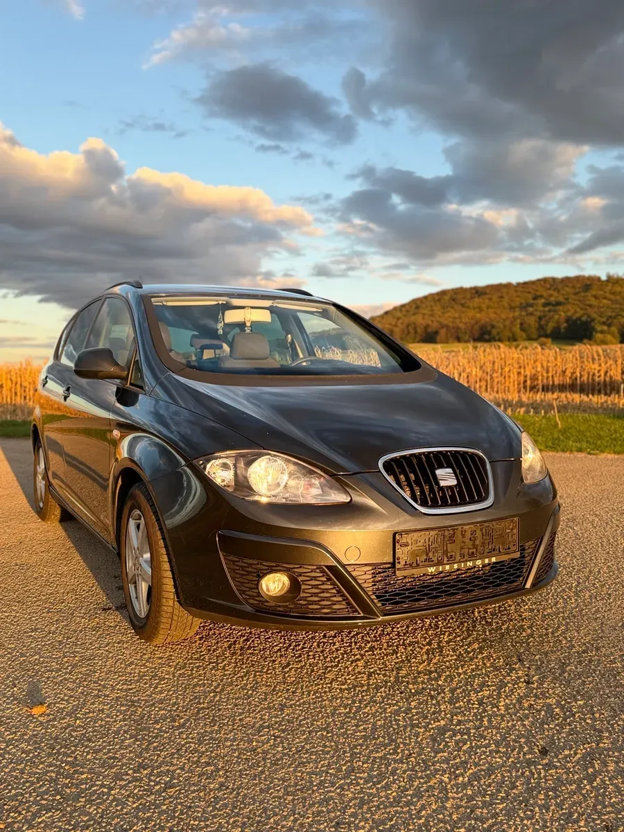 Seat Altea Xl 2011 photo 2