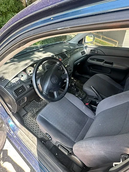Mitsubishi Lancer 2004 photo 4