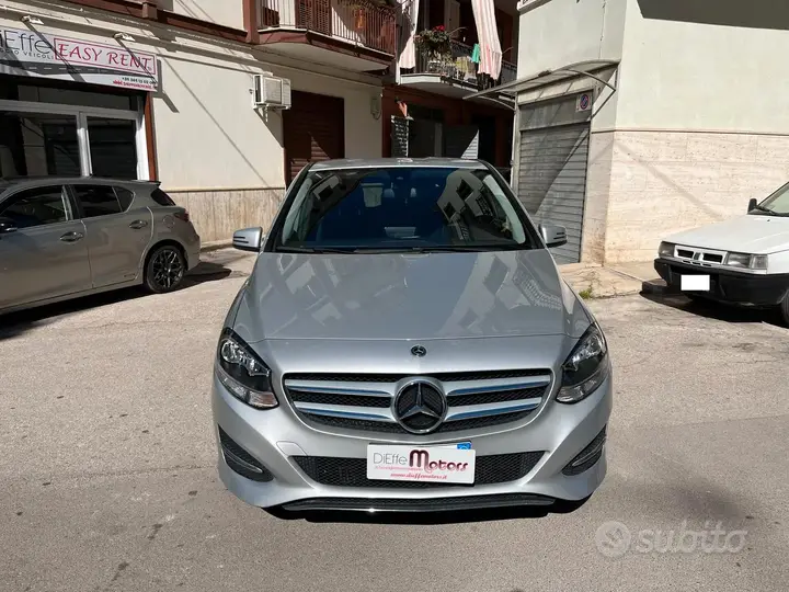 Mercedes-Benz B-Class 2017 photo 2