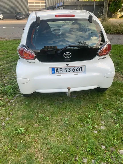 Toyota Aygo 2012 photo 3